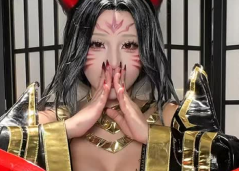 Phiên bản Ahri Huyền Thoại Trỗi Dậy “tràn viền” của nữ coser Việt khiến người xem “đổ mồ hôi”