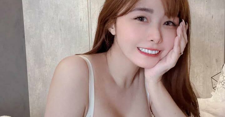 Xả ảnh du lịch Ai Cập, hot girl làm fan bối rối