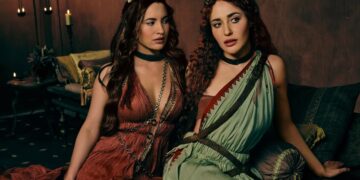 Kết nổ mắt 2 mỹ nhân siêu bốc lửa, ai sợ thì đi về