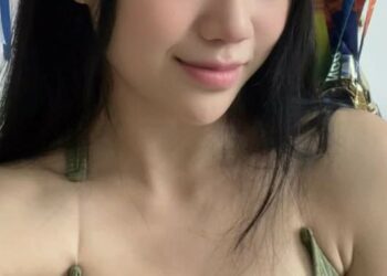 Những lần Mai Linh Zuto thả dáng, khiến anh em game thủ “chết lặng” trước sự quyến rũ