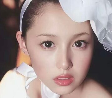 Quốc bảo nhan sắc bị phong sát 6 năm bất ngờ tái xuất, sa đọa đến mấy vẫn được tha thứ vì quá đẹp