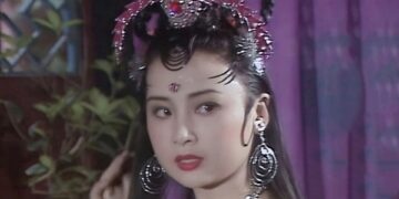 Từng học ngành Y, nay là bà trùm phim ảnh