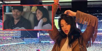 Hot girl TikTok có sở thích diện đồ siêu ngắn