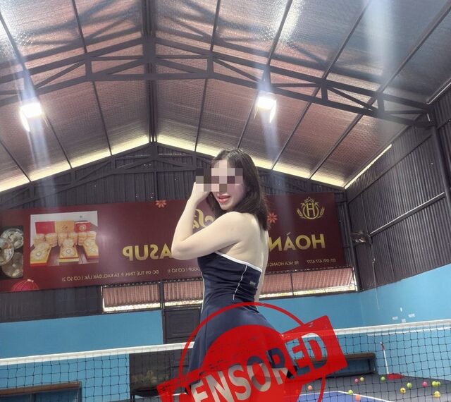 Ăn mặc hở hang trên sân Pickleball, hot girl khiến cộng đồng mạng lại được một phen phẫn nộ