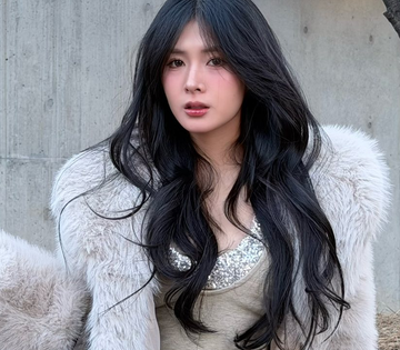 Quỳnh Alee khoe bộ ảnh dạo chơi ở Busan, fan ngây ngất không “dứt ra được” khỏi nhan sắc thăng hạng