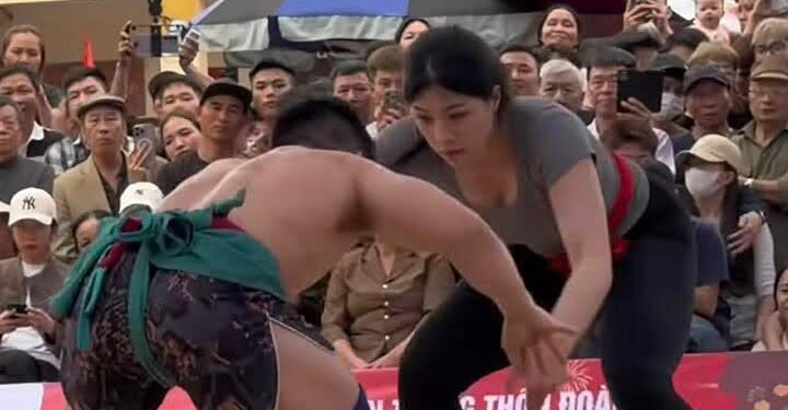 ‘Cá kiếm’ 50 triệu mùa hội, gu bạn trai lại cực gây sốc!